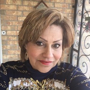 Meet your Posher, Gladys